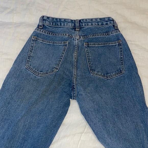Mid Blue Wash Cut Out Hip Split Hem Jeans - Picture 5 of 7